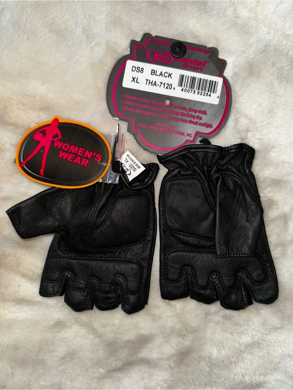 NEW! Daniel Smart Women’s Leather Driving Gloves Size XL NWT!